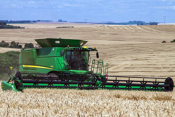 Vendas de máquinas agrícolas sobem 16,5% em outubro contra setembro